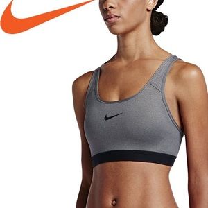 |NIKE| Compression sports bra